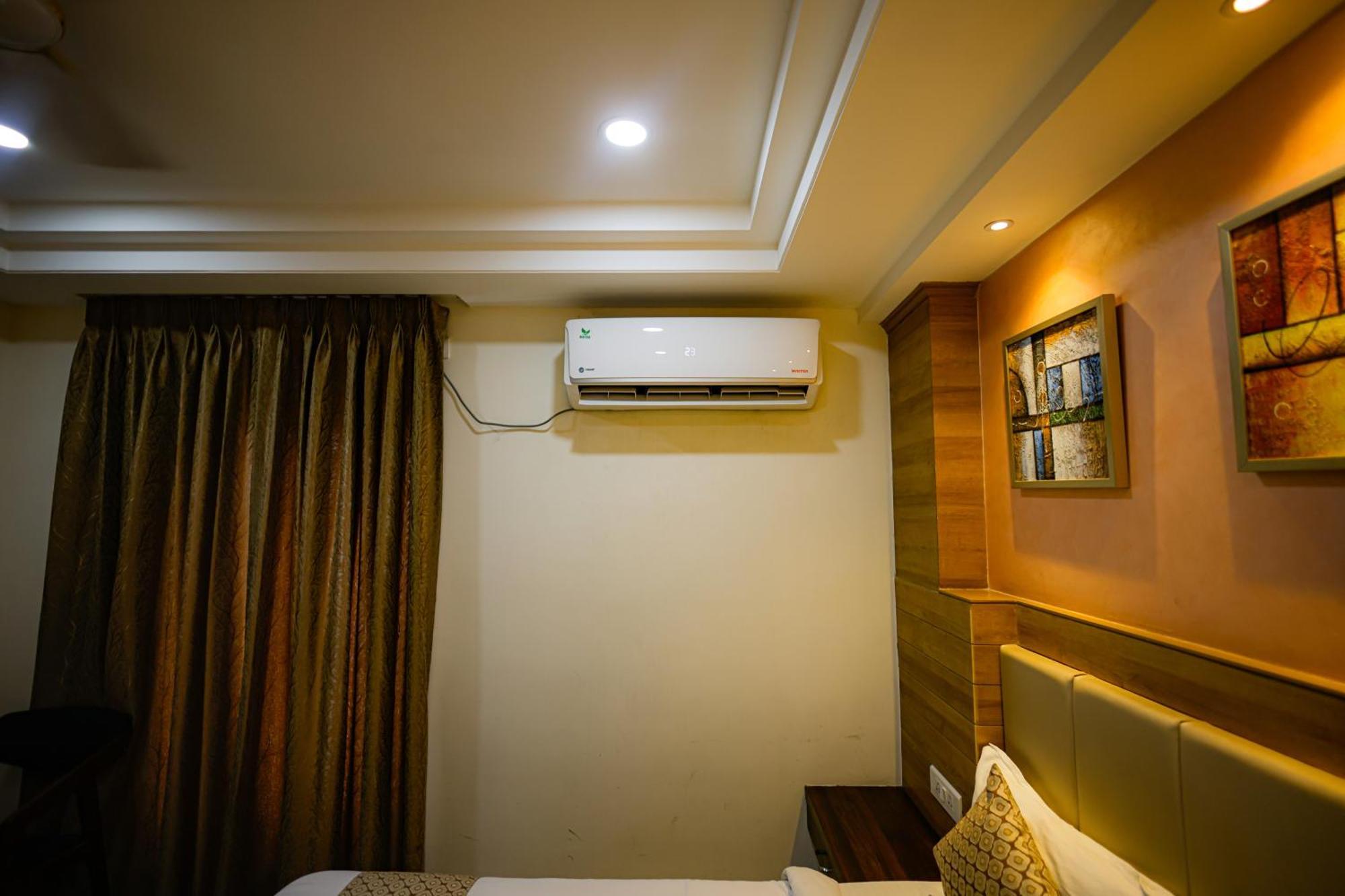 M Square Hotel Hyderabad Ngoại thất bức ảnh